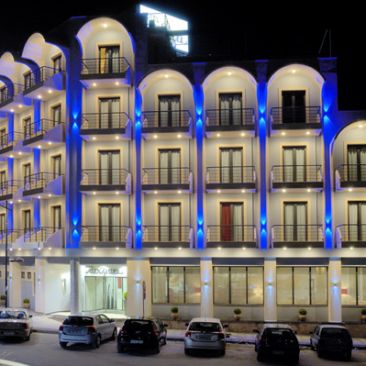 Alexander Hotel